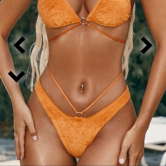 JORANI
RING DETAIL BIKINI SET IN ORANGE - Picture 6 of 8